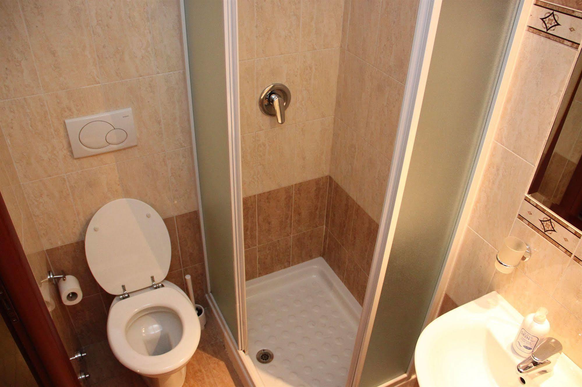 B&B Inn Trastevere โรม ภายนอก รูปภาพ