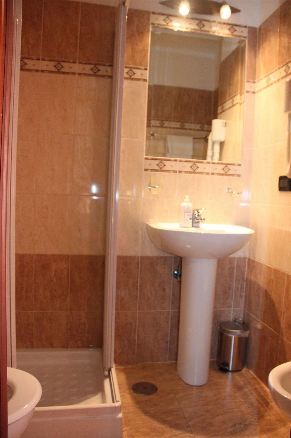 B&B Inn Trastevere โรม ภายนอก รูปภาพ